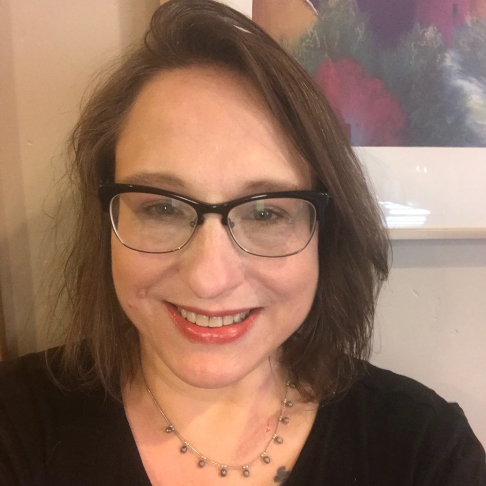 Meet your Posher, Lenore